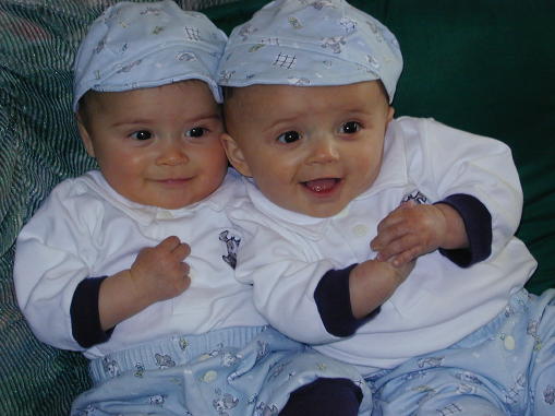 00-0326-kpHats08s.jpg - 39.5 K